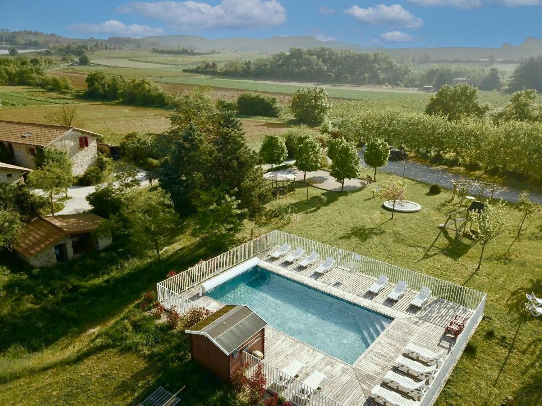 Ferme Robin Bed & Breakfast Marsaz Dış mekan fotoğraf