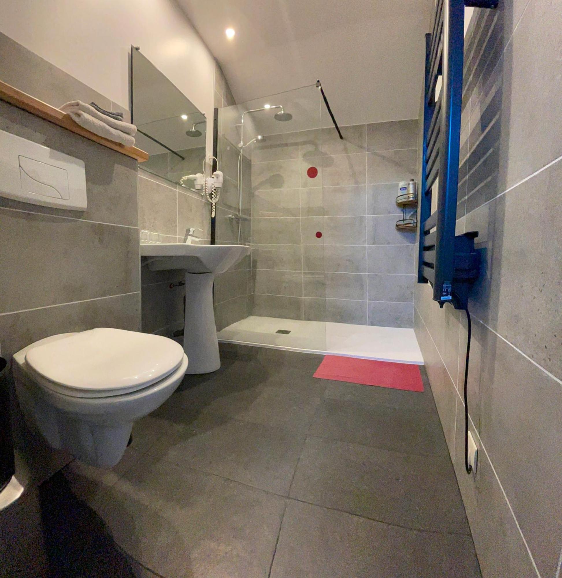 Ferme Robin Bed & Breakfast Marsaz Dış mekan fotoğraf